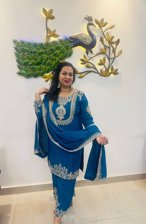Elegant 3-Piece Silk Suit Set with Heavy Zari Work